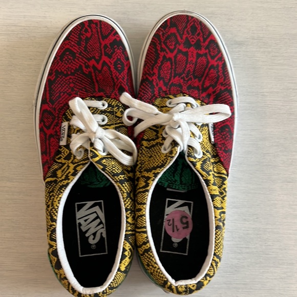 Vans Era Multi Python Rasta Sneakers Men’s Shoes Size 5.5 Red Yellow Green - Picture 2 of 9